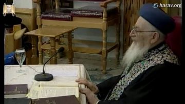הרב מרדכי אליהו זצוק"ל מספר איך התחיל הקשר בינו והרבי