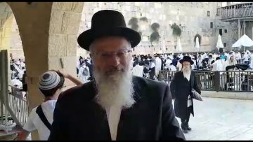 פרטי: [ID: 25bN1oCp8A0] Youtube Automatic