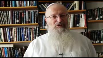 פרטי: [ID: Xaa4uo5YV2I] Youtube Automatic