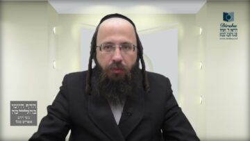 האם ניתן לקיים סעודה שלישית באכילת פירות?- רצ"א ה' -