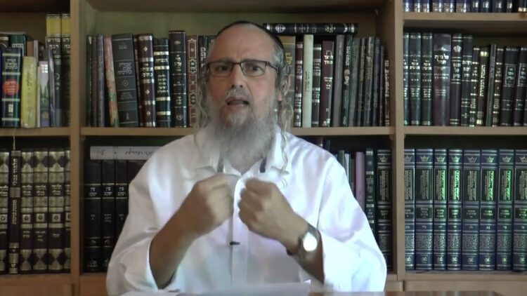 מה זה אומר לנסוע לצדיק?