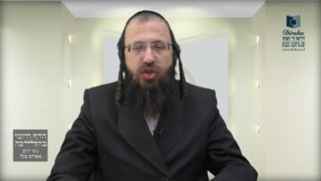 האם מותר להשחיל חגורה בבגד בשבת?- שי"ז ב' - ג'