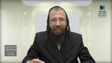 האם יש איסור דאורייתא בכתיבה בשבת ביד שמאל?- ש"מ ד'