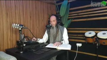 מדברים מרבי נחמן מברסלב לקראת חנוכה אורח בעל כנפיים