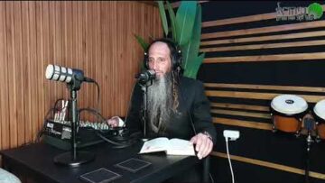 מדברים מרבי נחמן מברסלב בין שני הרים פסח