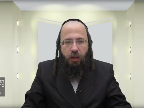 באיזה אופן מועיל כפיית כלי על חמץ ללא צורך במחיצה?-