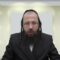 כמה אנשים יכולים לבדוק חמץ בבית אחד?- תל"ב